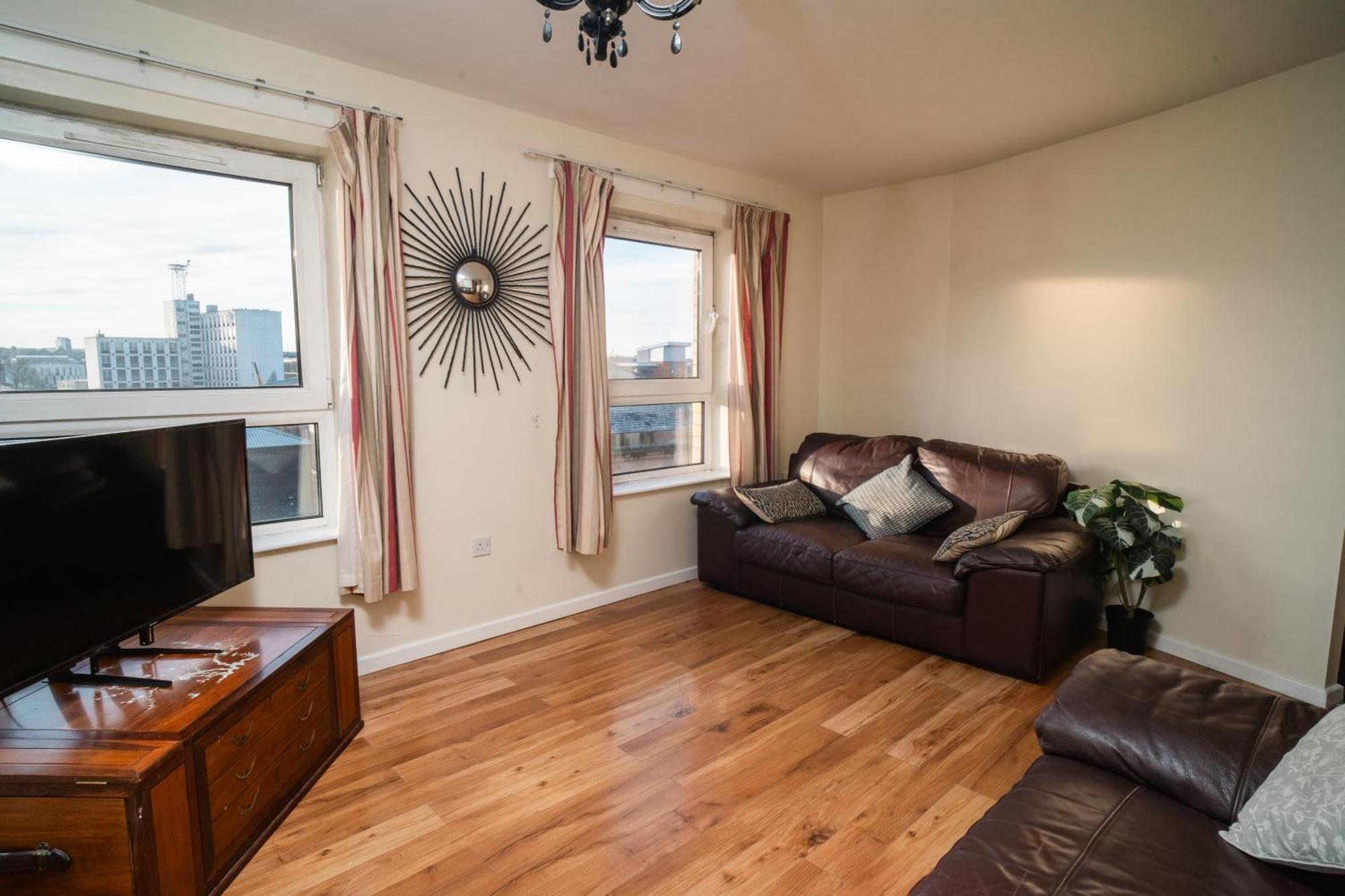 Central Duplex Apartment In Belfast City Centre Exterior foto